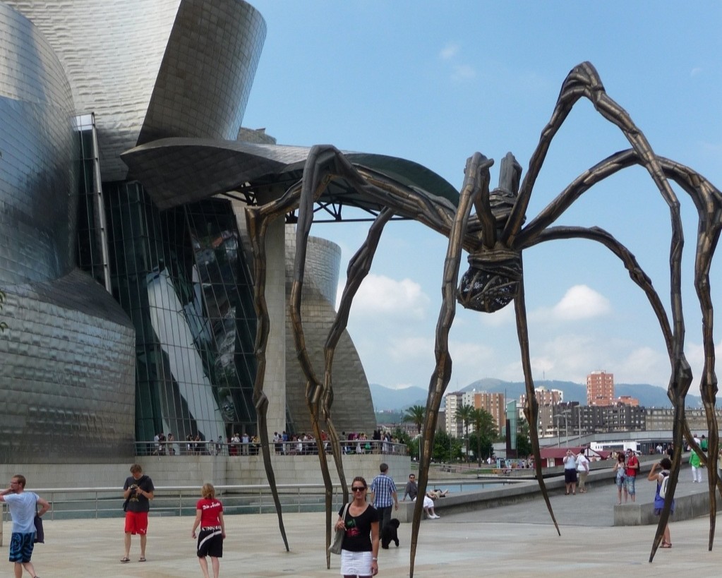 Ma Rencontre avec Maman à Bilbao 🕷️